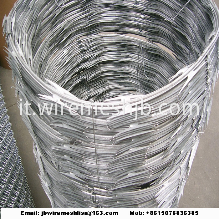 BTO-22 Hot Dipped Galvanized Concertina Razor Wire